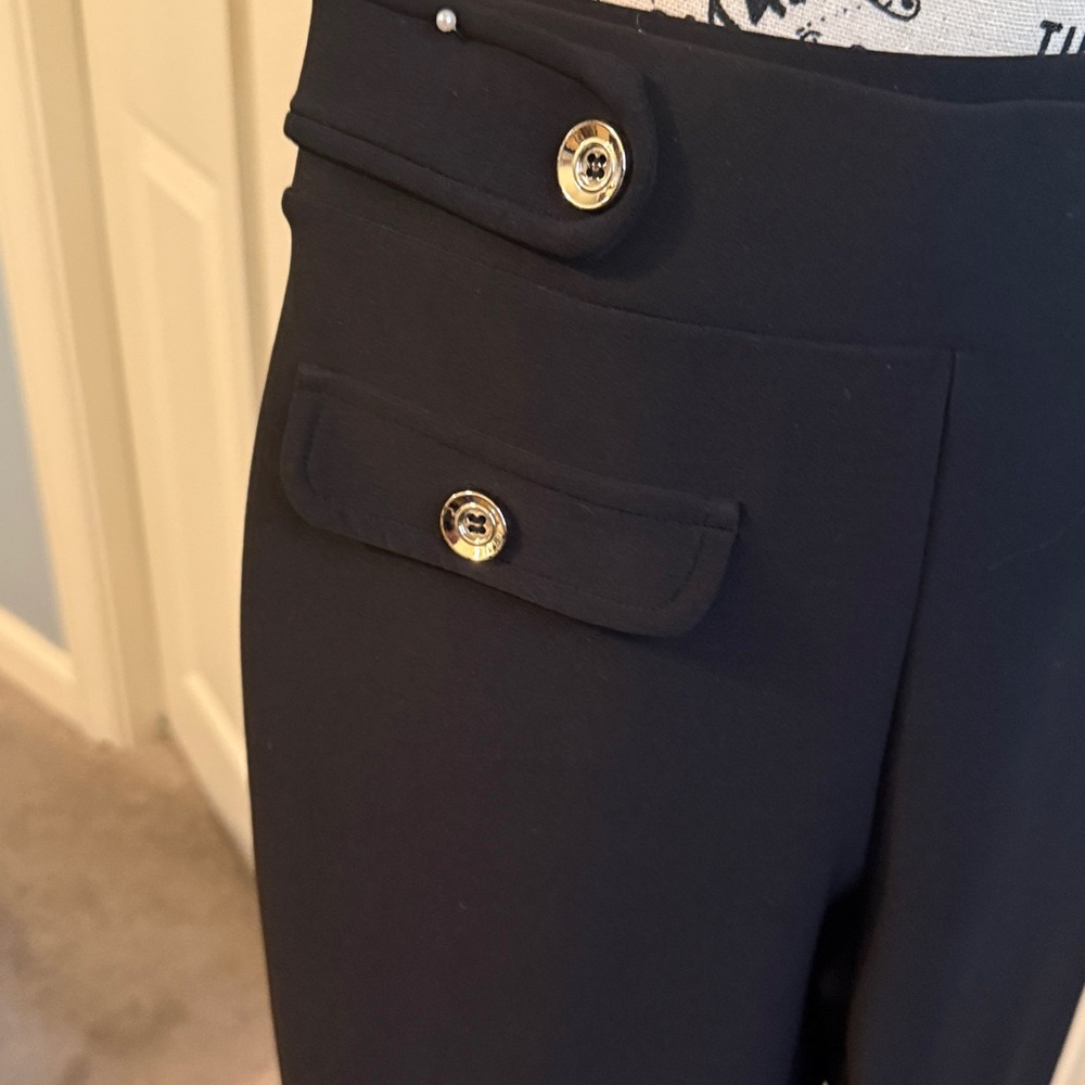 Black pants - Picture 2 of 3